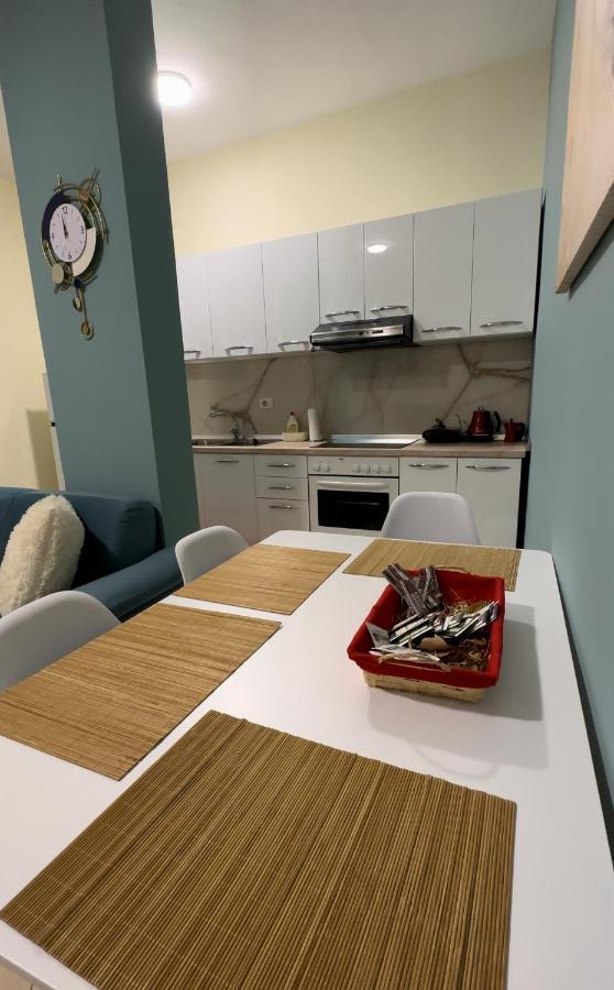 Villa Apartments S&F City Centre ติรานา ภายนอก รูปภาพ