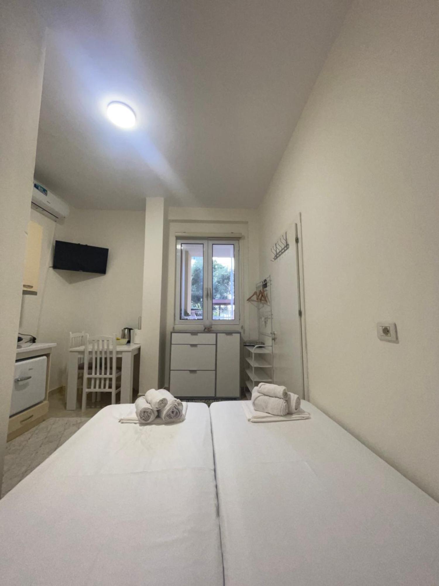 Villa Apartments S&F City Centre ติรานา ภายนอก รูปภาพ